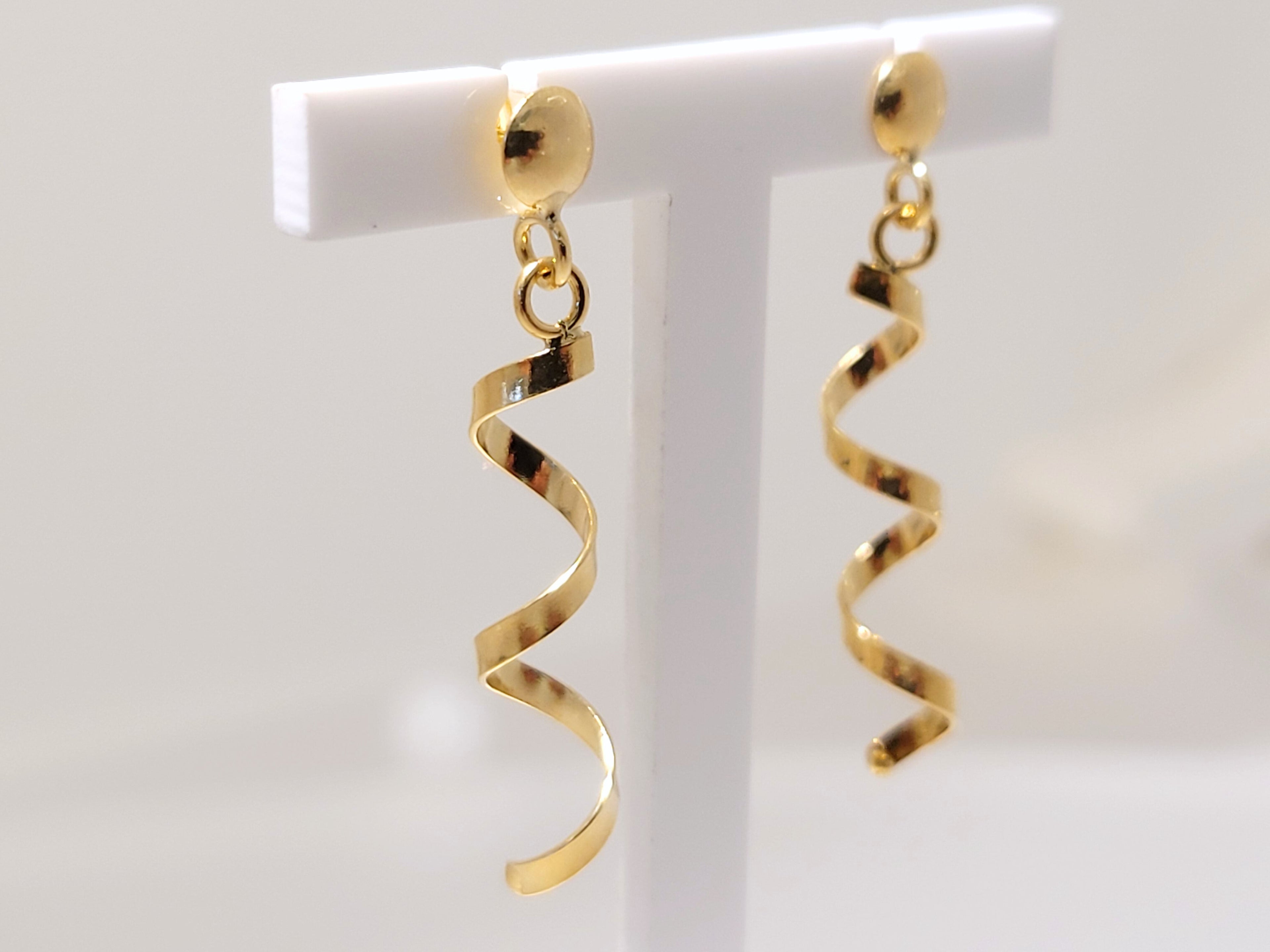 Boucles d'oreilles en or jaune 18ct 382-147