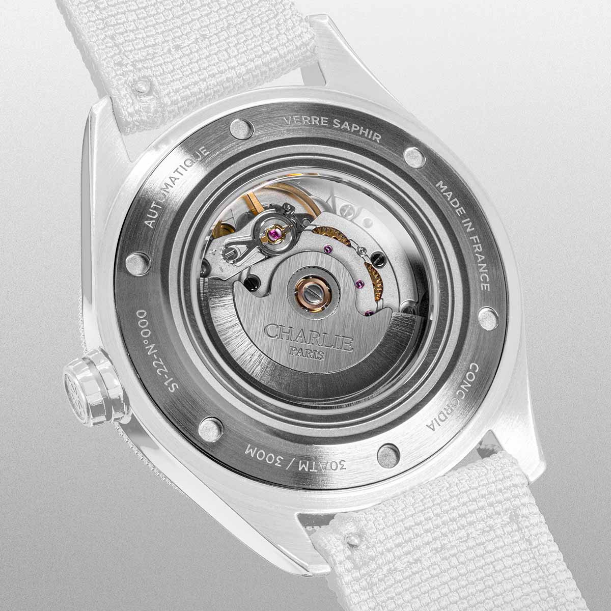 Option - Sapphire Back - Concordia Auto