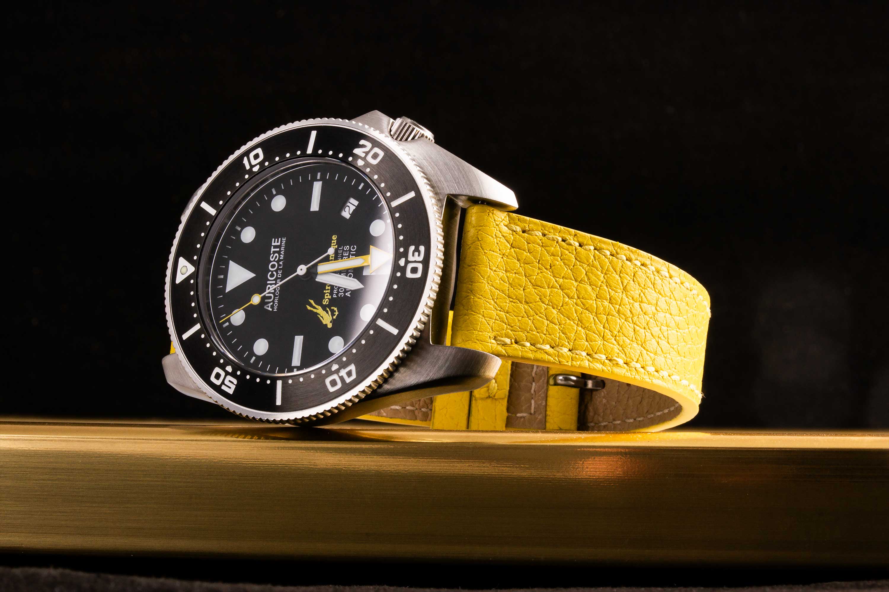 Bracelet-montre en cuir - Buffle (noir, bleu, vert, marron, kaki...)