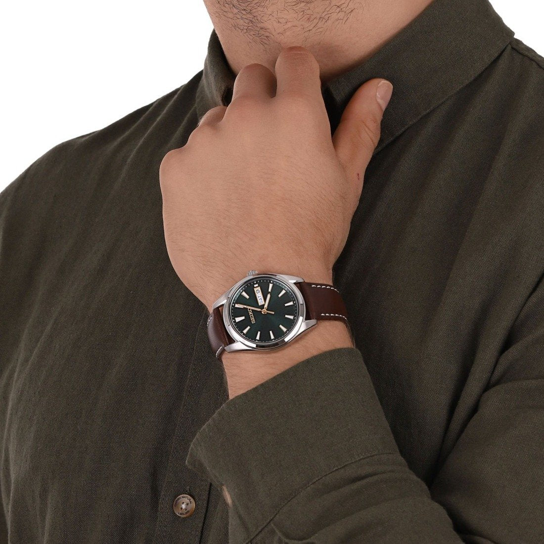 SEIKO Men's Classic Leather Watch SUR449P1